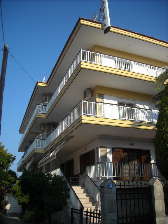 Iris Hotel Nea Kallikrateia Extérieur photo